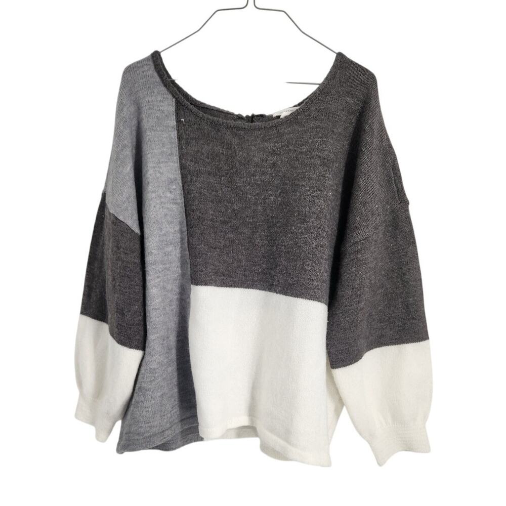 Maurices Gray & White Color Block Bishop Sleeve Sweater - XL